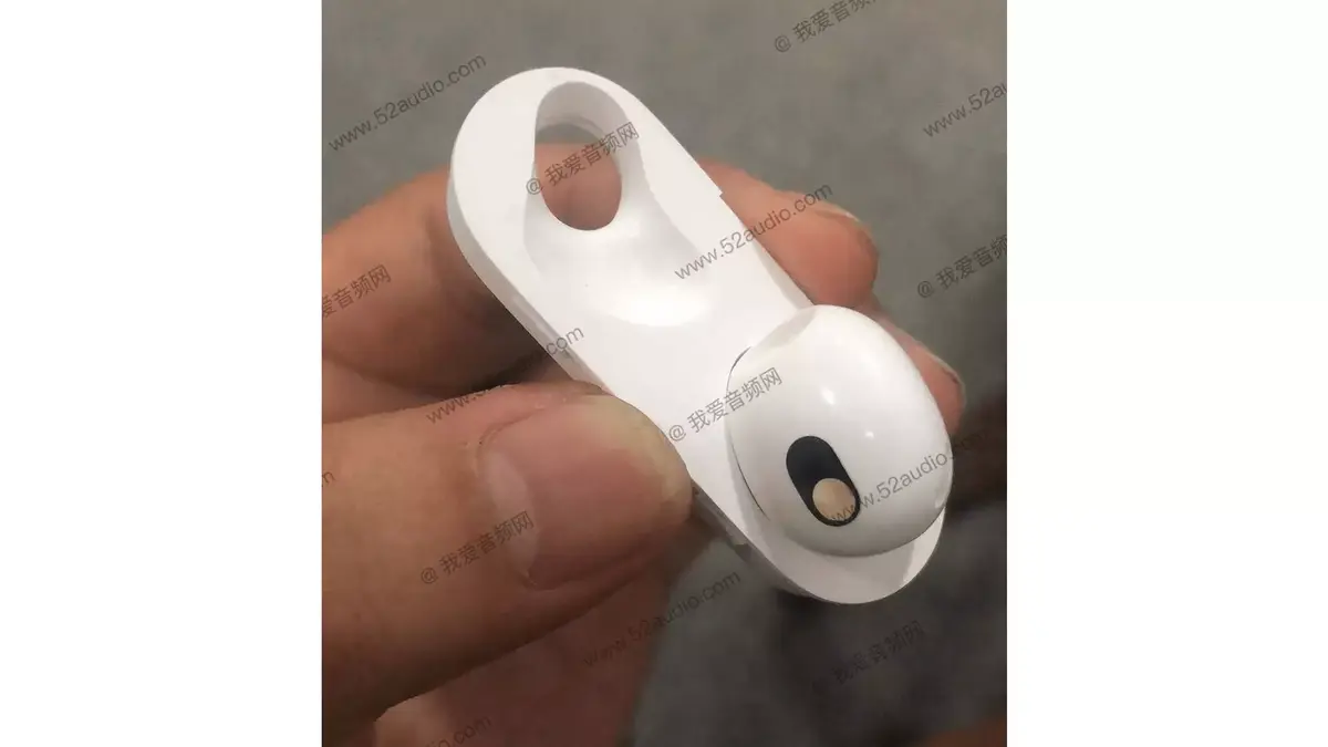 Tiens, des photos supposées des AirPods 3 ?