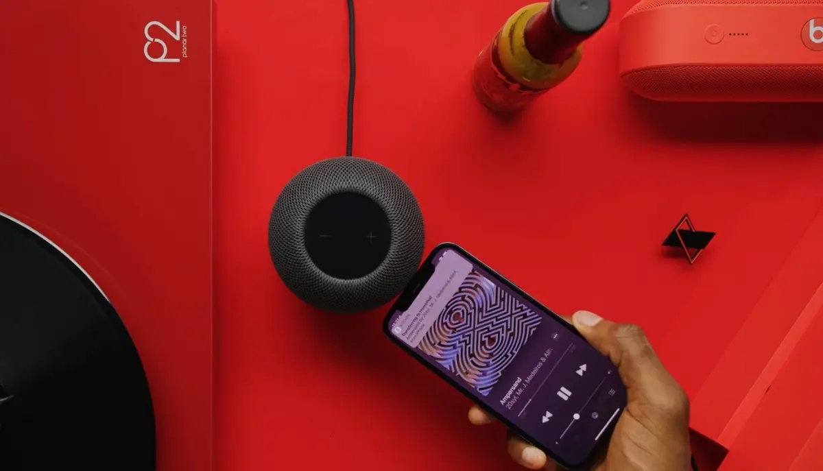 Revue de presse HomePod mini : une enceinte connectée au coffre surprenant ?