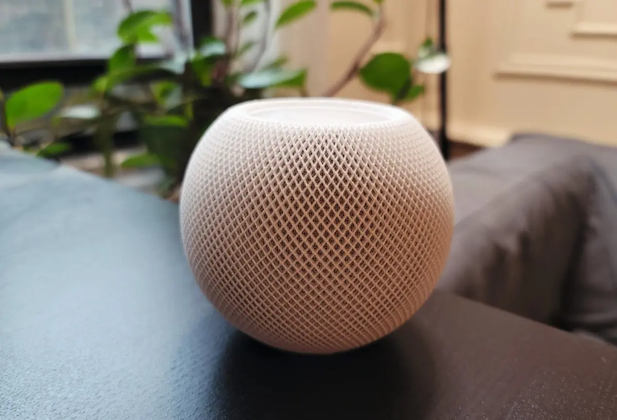 Revue de presse HomePod mini : une enceinte connectée au coffre surprenant ?