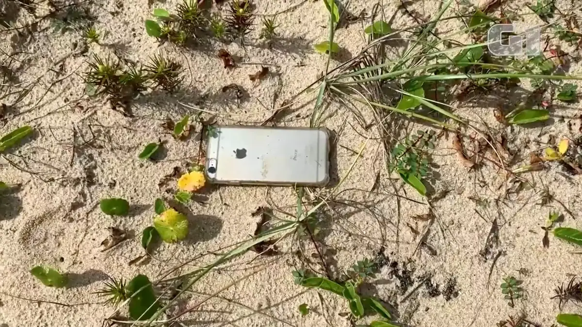 Un iPhone 6S résiste à une chute depuis un avion (à plus de 300 mètres d'altitude)