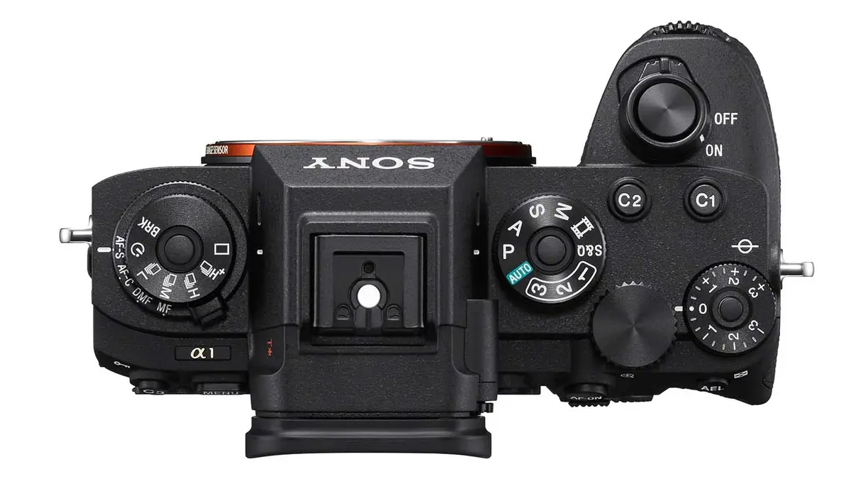 Photo : le Sony Alpha 1 tente d'écraser le Canon EOS R5 (8K, 4K120...), mais à quel prix ?