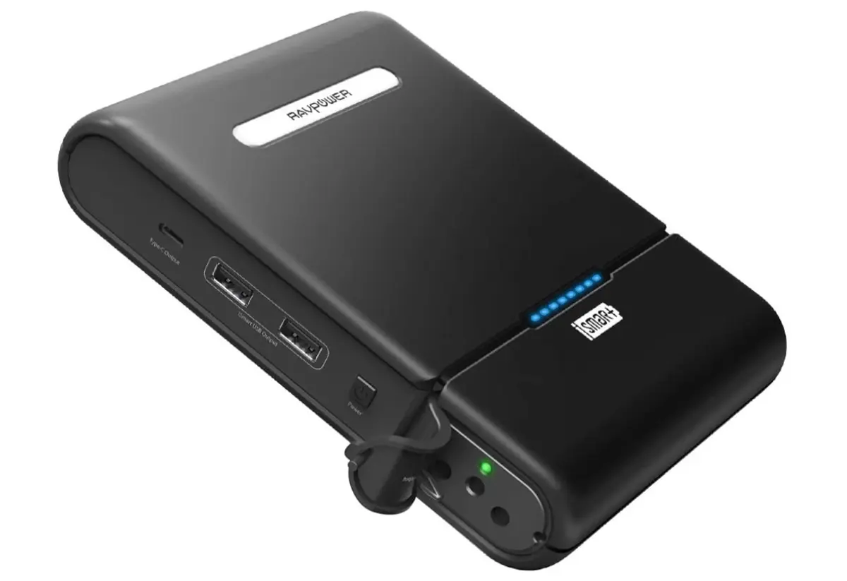 מבצעים: סוללת 27,000 mAh עם פלט 220V 100W ב