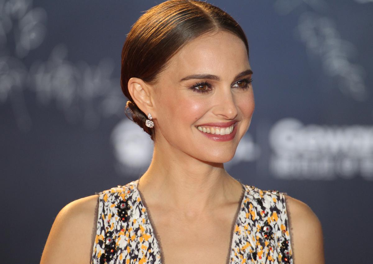 TV+ : Apple s'offre un accord exclusif avec Natalie Portman, Cherry, M. Night Shyamalan