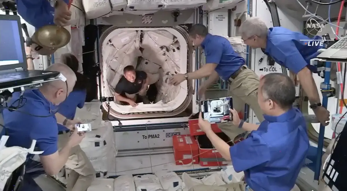 L’image du jour : tiens un iPad et des Apple Watch sur l'ISS !