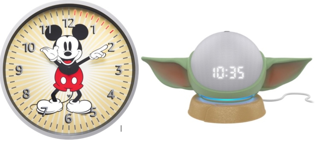 Une Echo Wall Clock Mickey Mouse et un support Star Wars pour Echo Dot