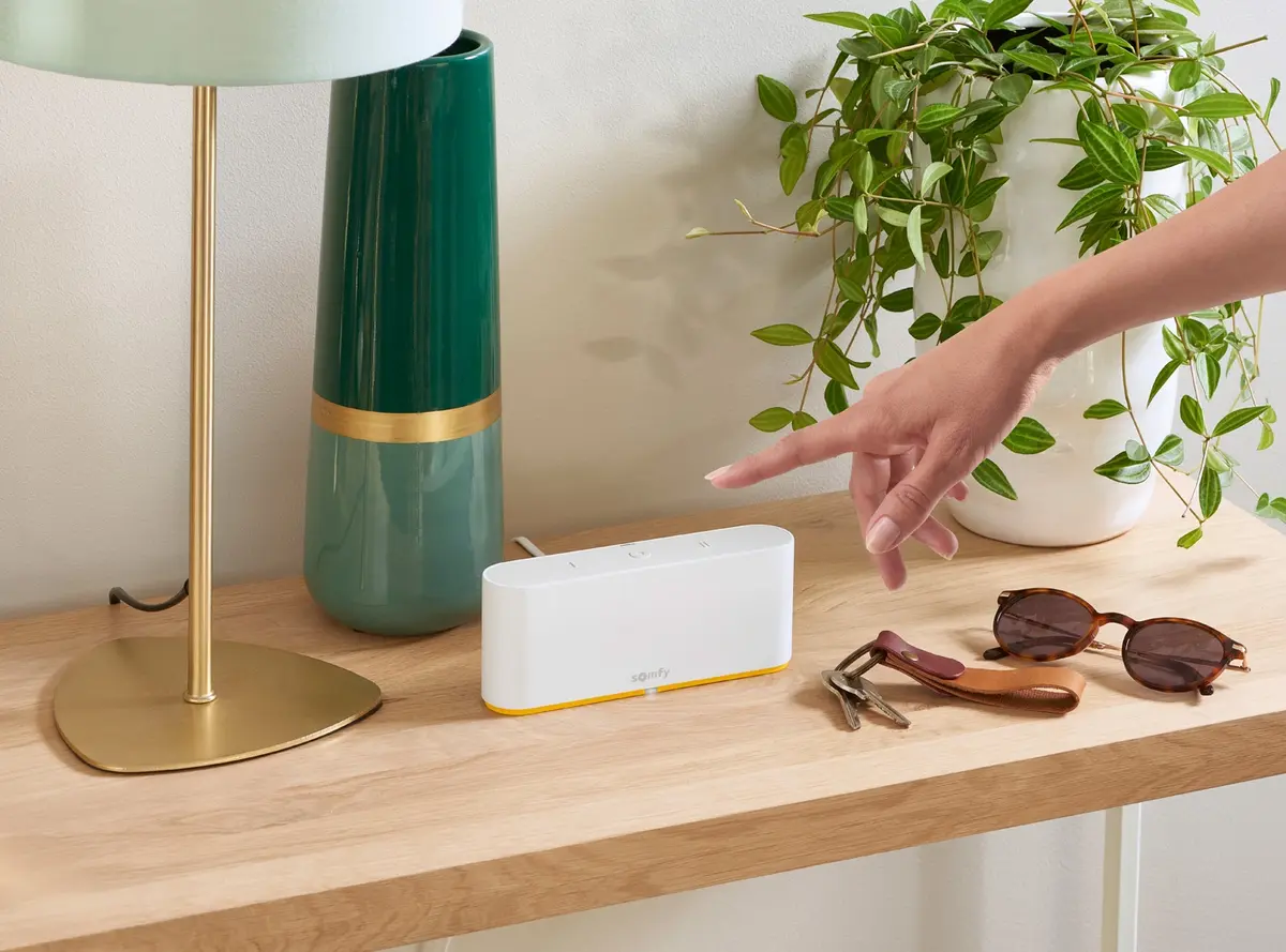 Somfy dévoile sa nouvelle commande TaHoma switch (compatible HomeKit)