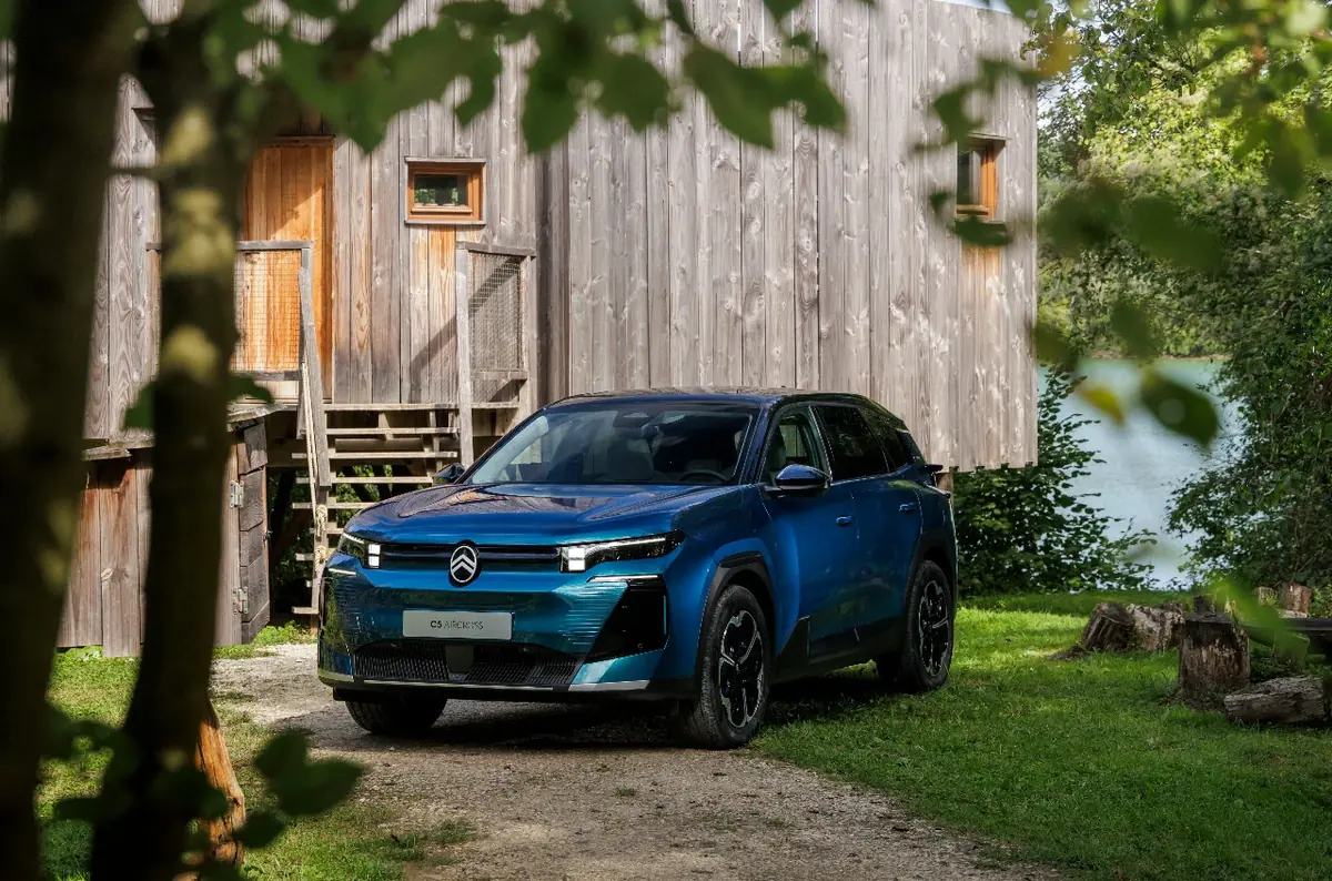 Le Citro&euml;n C5 Aircross &Eacute;meraude ajoute du confort et une nouvelle couleur