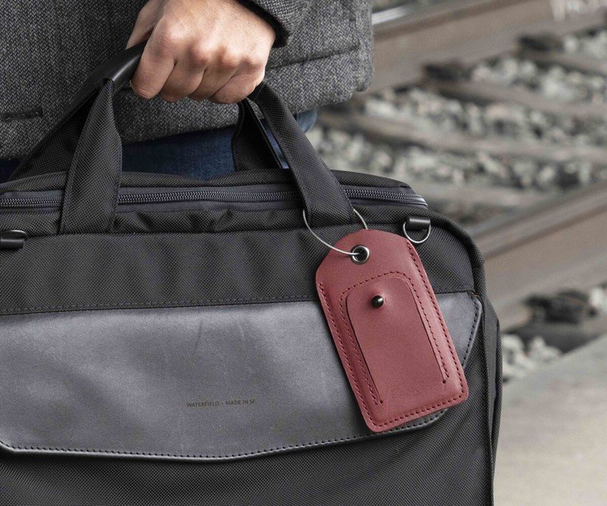 Waterfield dévoile des étiquettes de bagages pour les AirTags