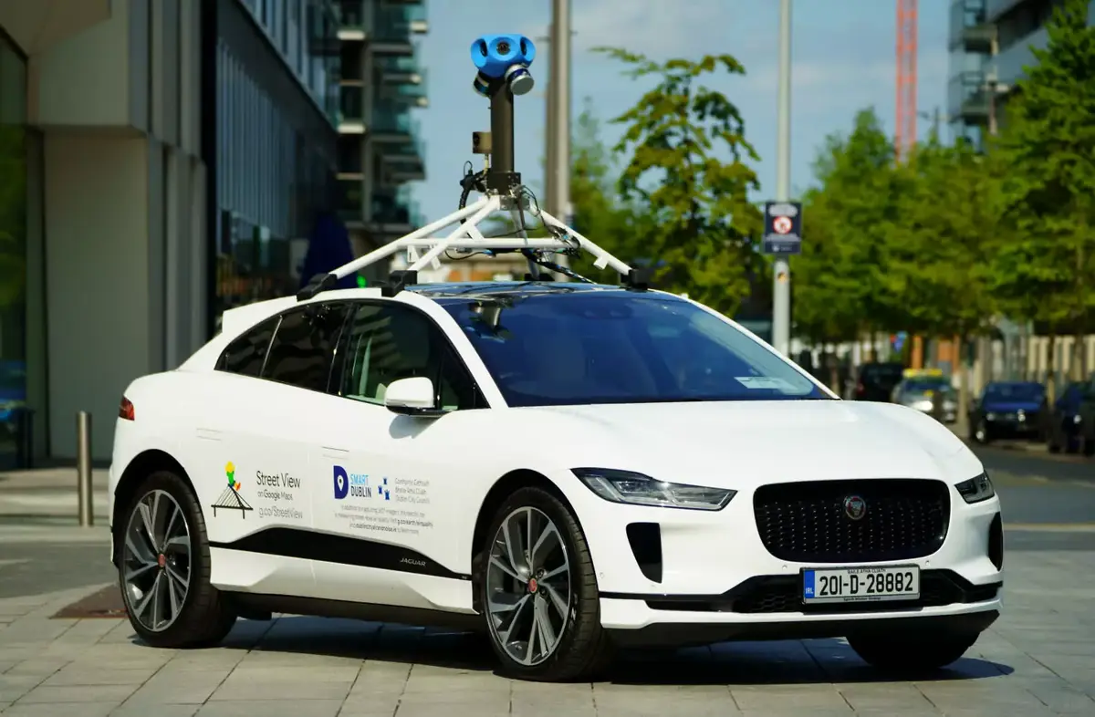 VE : Google en Jaguar i-Pace, Tesla sans aucun radar, Cybertruck et VW devant Tesla