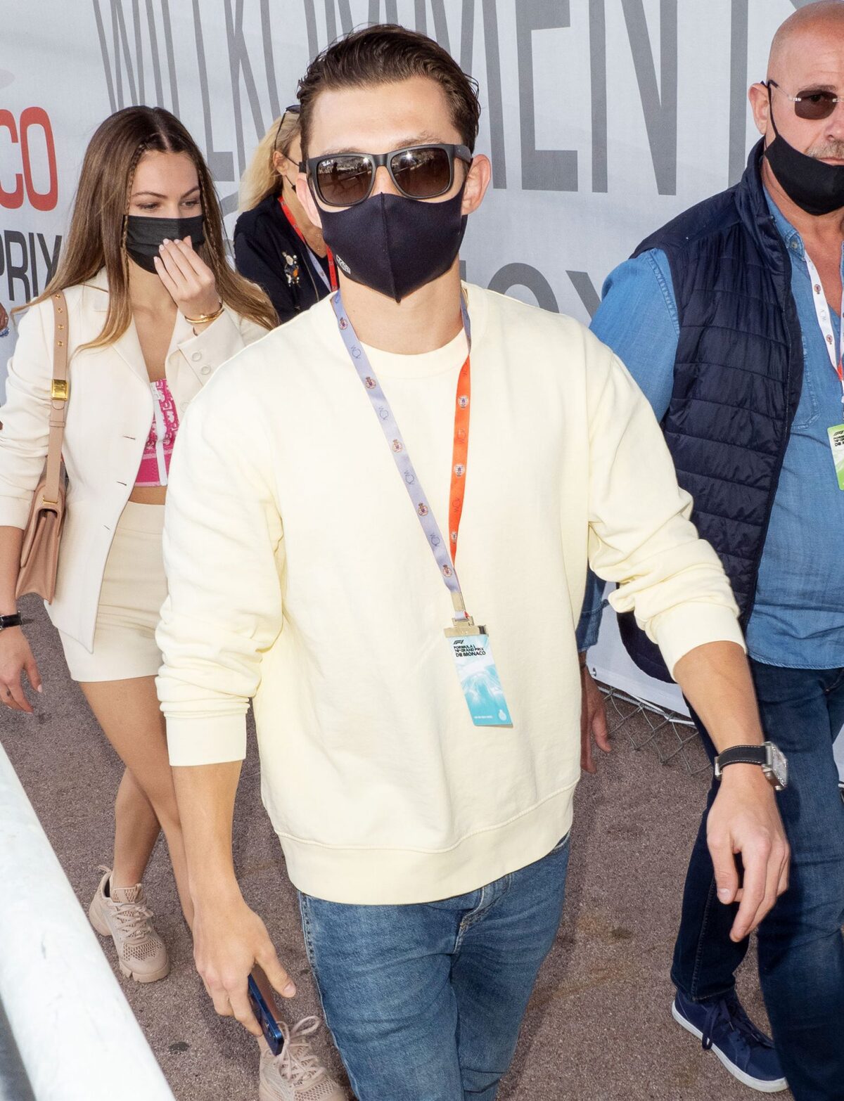 People : Lily Collins, Tom Holland, Jennifer Lawrence, Viki Odintcova et Colombo