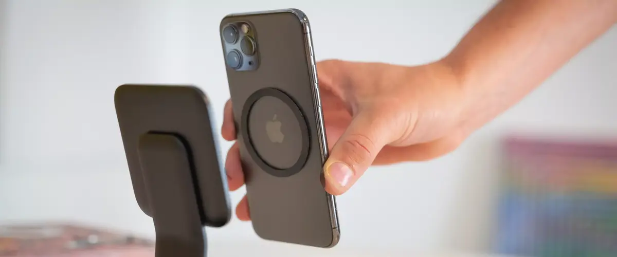 iPhone 12 : Mophie dévoile "snap", toute une gamme magnétique compatible Magsafe