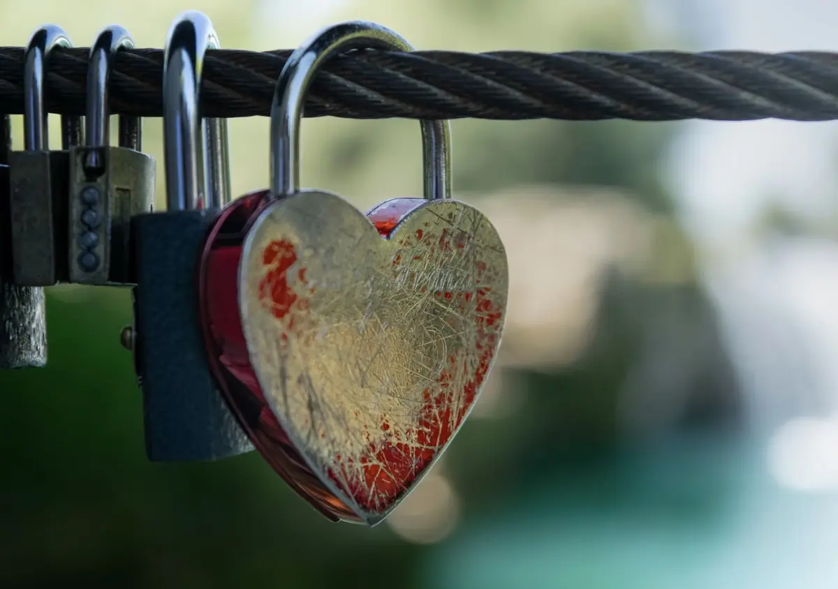 La Chine ne veut plus que vous tombiez amoureux d'une IA