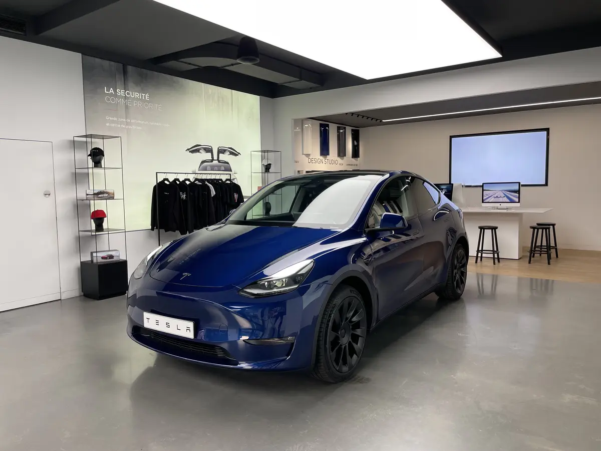 Le Tesla Model Y est désormais visible en France (photos)