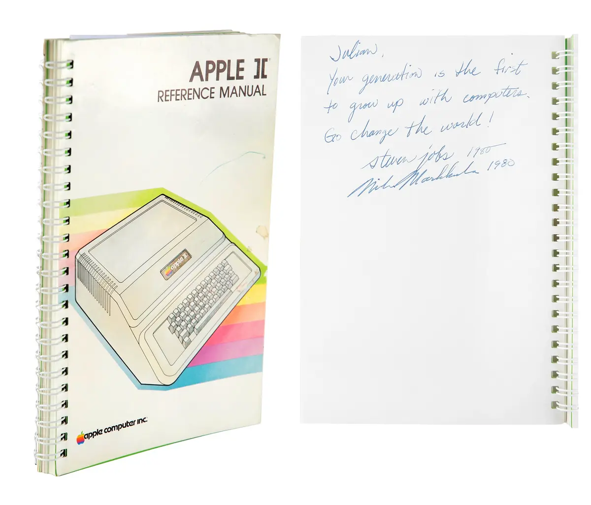 Steve Jobs se vend bien ! (787 484$ pour un manuel signé, 479 939$ pour un autographe)