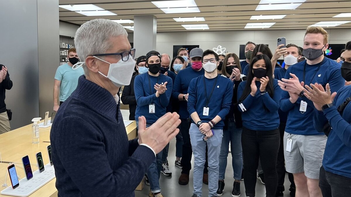 Mais que fait Tim Cook cette semaine ?