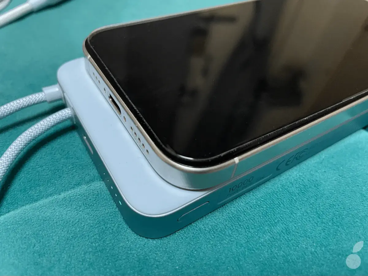 Test du chargeur UGREEN Nexode Air et batterie MagFlow Air&nbsp;: parfaits pour les vacances (PROMO)