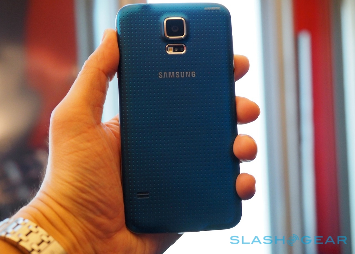 Samsung Galaxy S5 : capteur d'empreintes, résistant à l'eau et capable de filmer en 4K