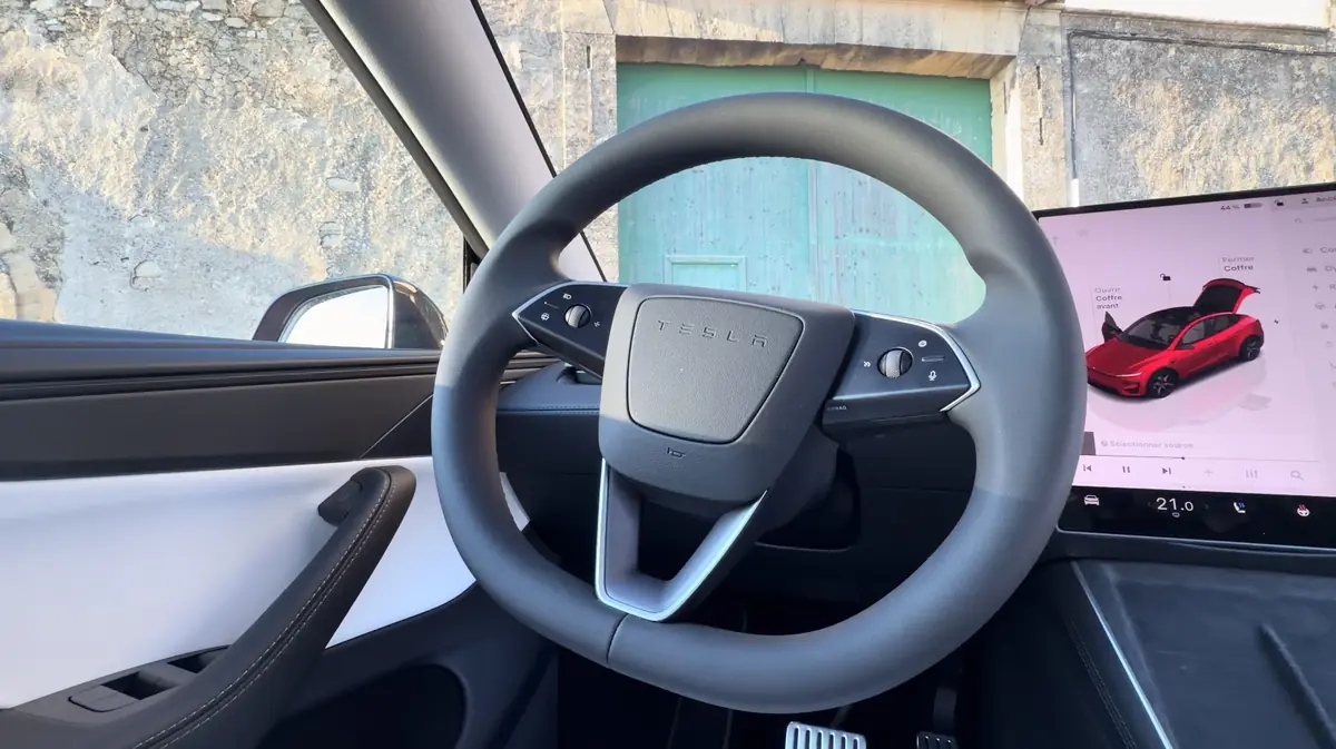 Essai v&eacute;rit&eacute; du Tesla Model Y Performance 2026&nbsp;: et si c'&eacute;tait la meilleure version&nbsp;?