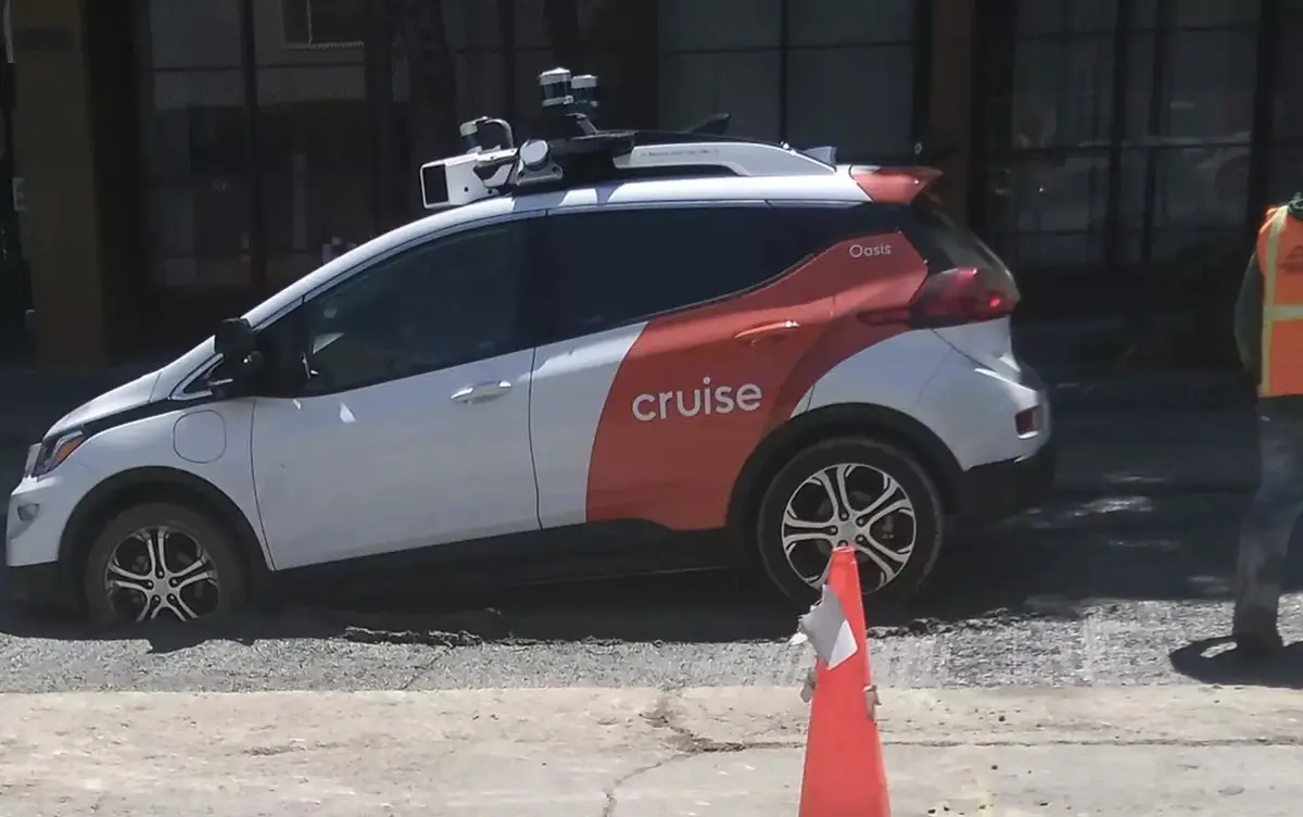 Les robot-taxis en panique à San Francisco : les autorités sévissent !