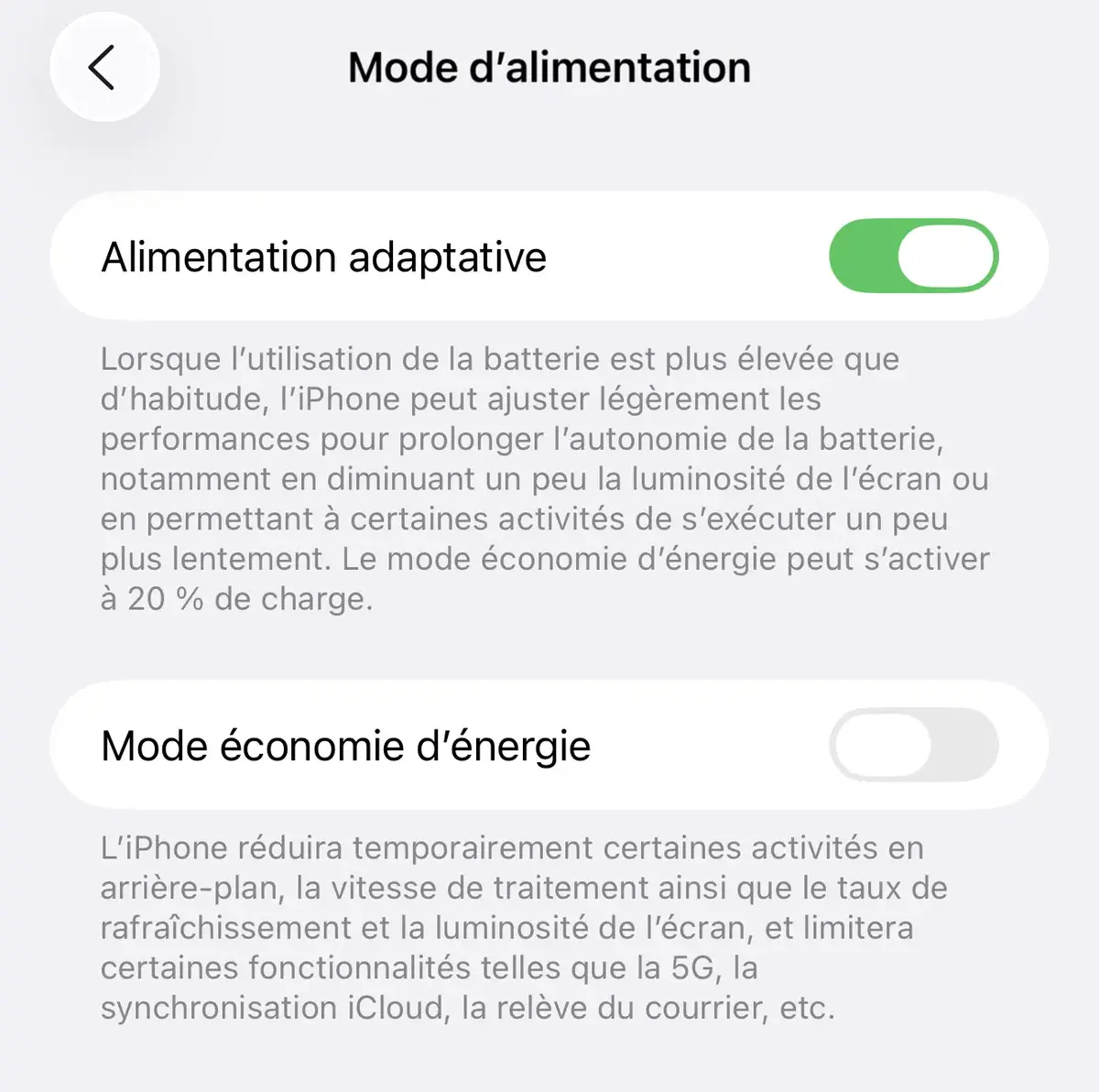 Recharge d'iPhone : une fonction vraiment pratique avec iOS 26 (et une autre moins)