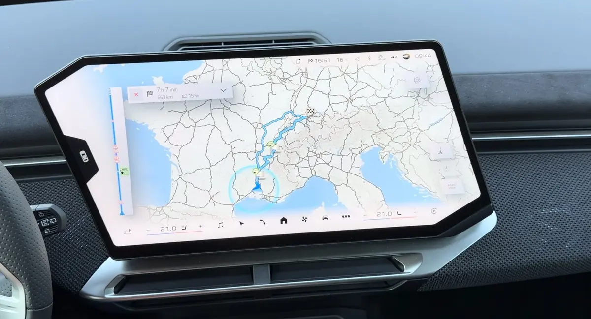Test des écrans BMW 2026 (iX3, i3...) : une vraie révolution ?