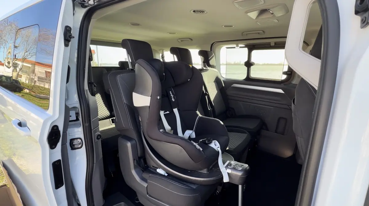Essai Volkswagen eCaravelle&nbsp;: le &laquo;&nbsp;transporteur&nbsp;&raquo; passe &agrave; l&rsquo;&eacute;lectrique, et ce n&rsquo;est pas une r&eacute;ussite