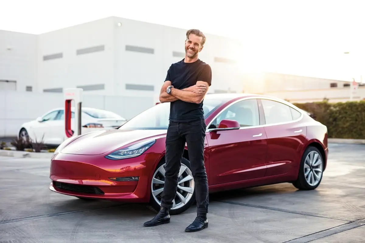 Le designer de Tesla trouve les produits Apple "peu inspirants"