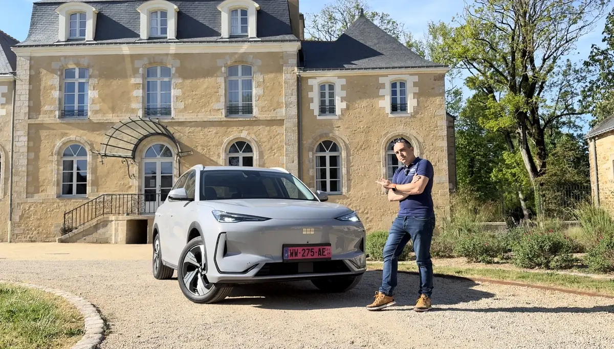 Essai Geely E5&nbsp;: une bonne le&ccedil;on de "premium" &agrave; Volkswagen et Stellantis&nbsp;!
