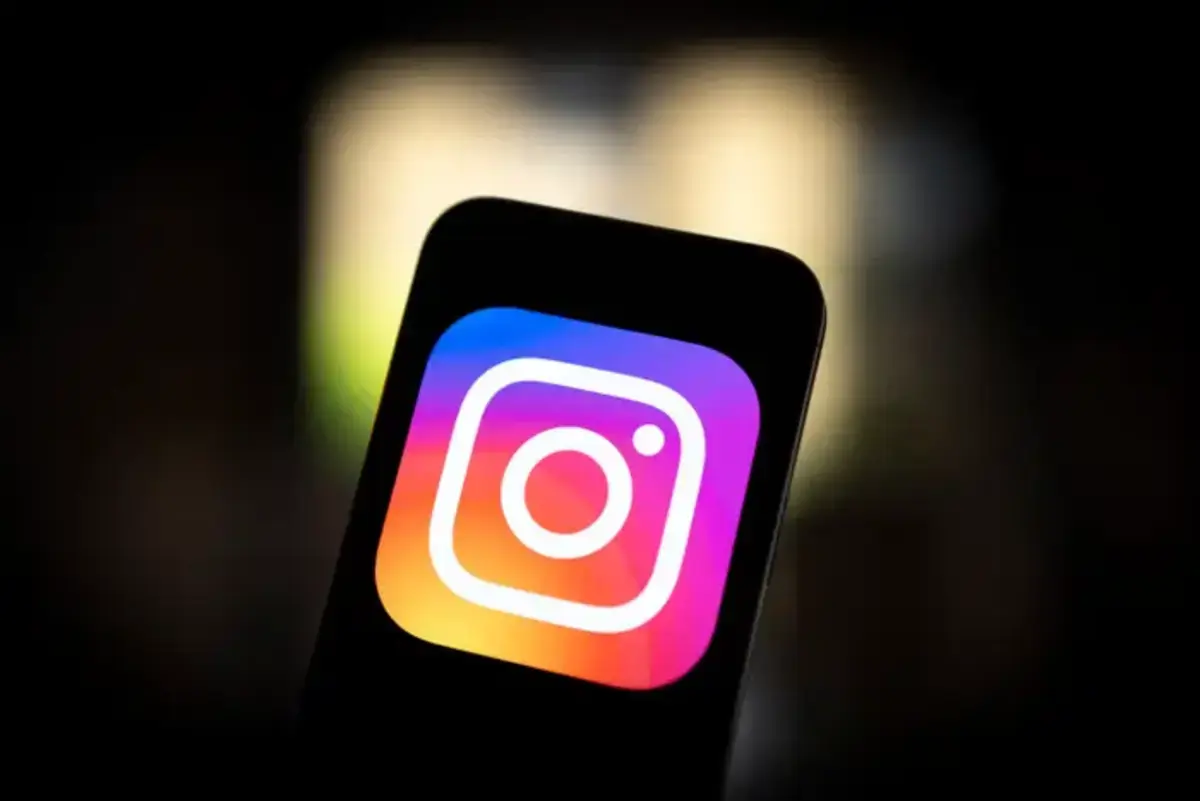 Panne en cours chez Meta : Instagram, WhatsApp, Facebook et Messenger sont concernés (et lents)