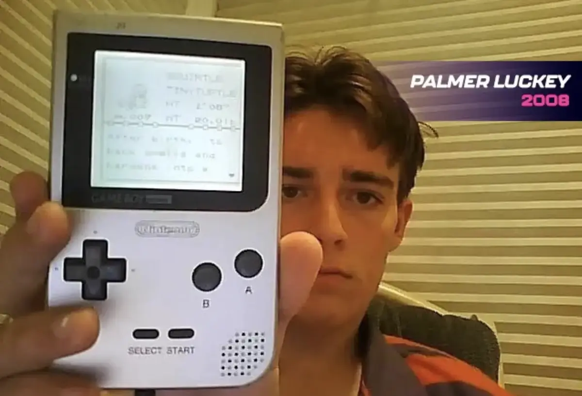 A 16 ans, Palmer Luckey bidouillait des Game Bo