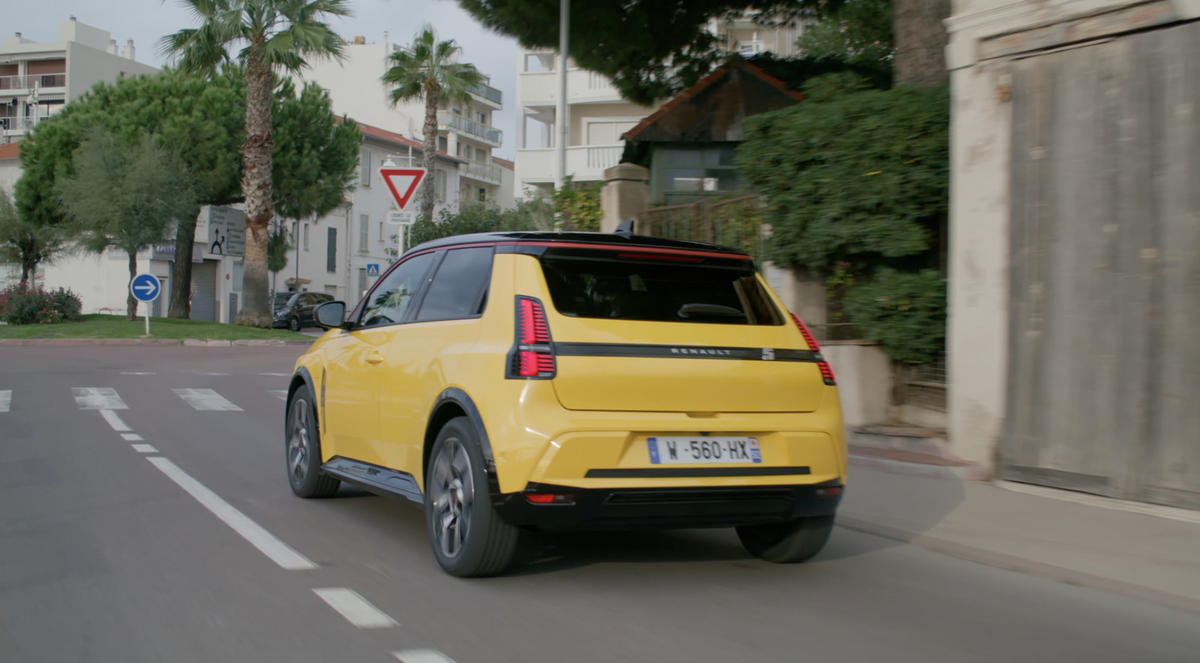 Essai Renault R5 électrique : intérieur, conduite, autonomie, conso, recharge... on vous dit tout !