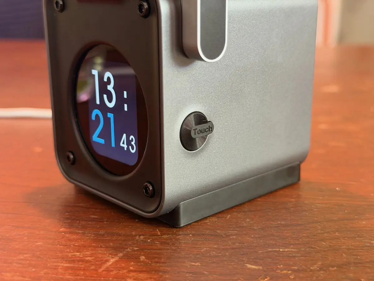 Test du Kuxiu D5, le chargeur MagSafe qui garde votre iPhone au frais