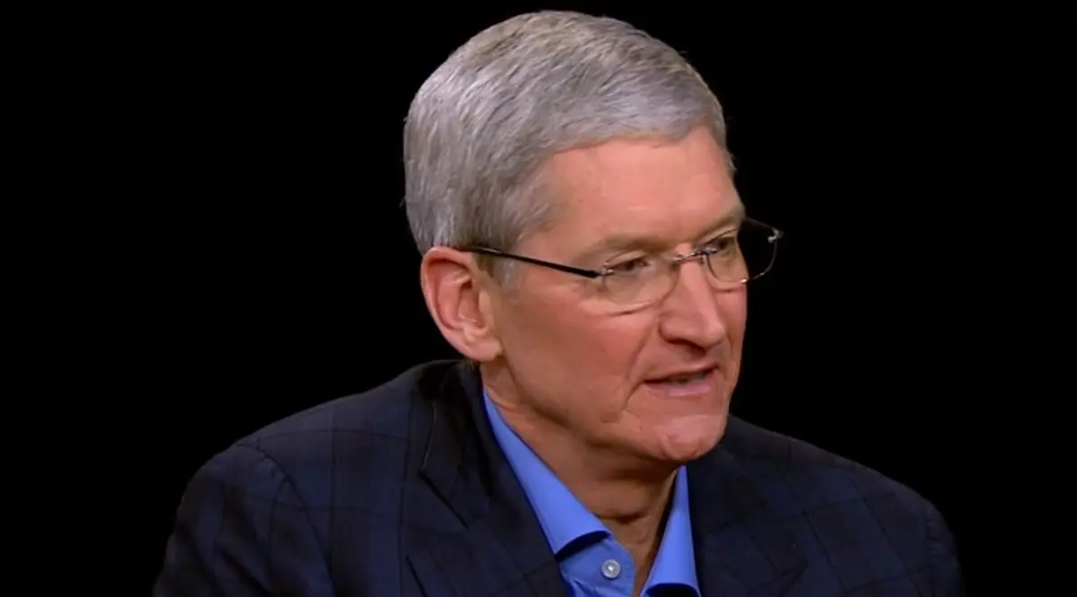 Tim Cook "On aurait pu faire un iPhone plus large depuis longtemps"