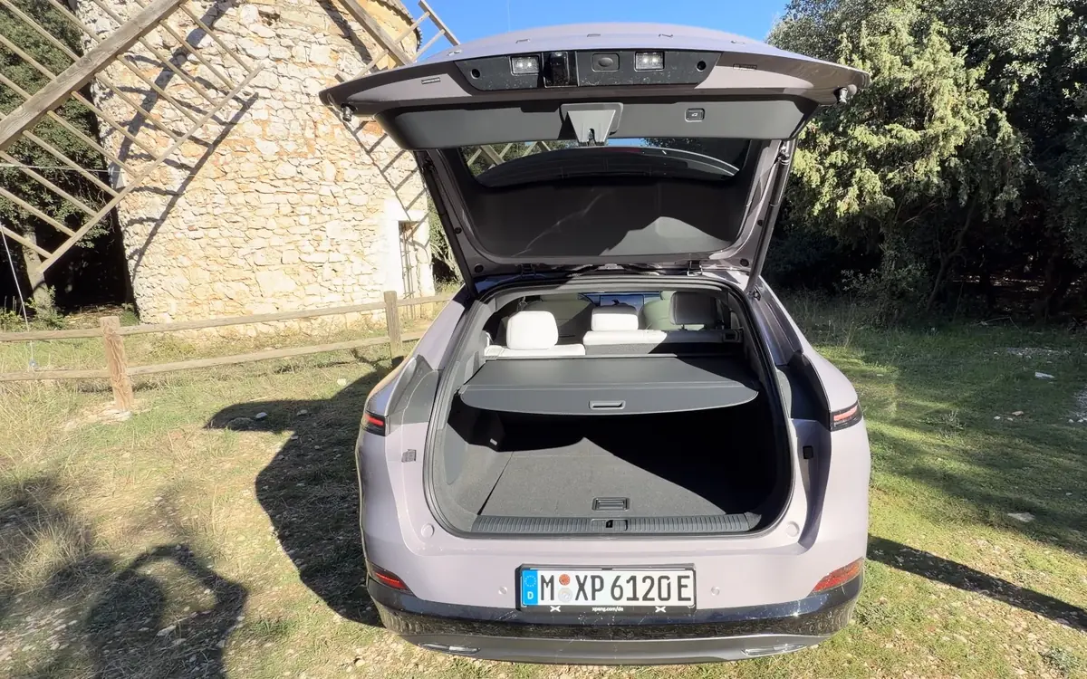 Essai XPeng G6 2026&nbsp;: il ATOMISE Tesla sur la vitesse de charge, mais le reste&nbsp;?