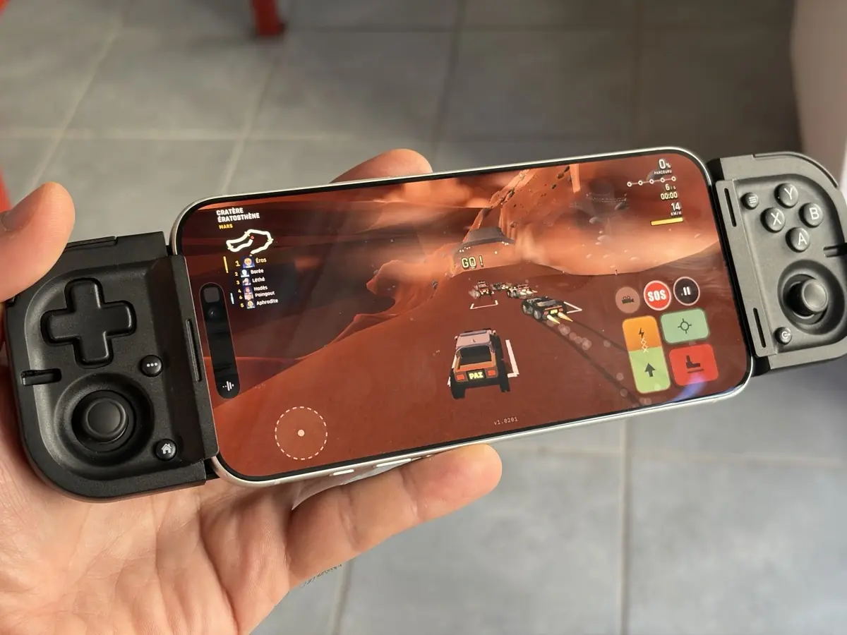 Test de la Razer Prio&nbsp;: la manette pliable qu'on a vraiment envie d'emporter partout