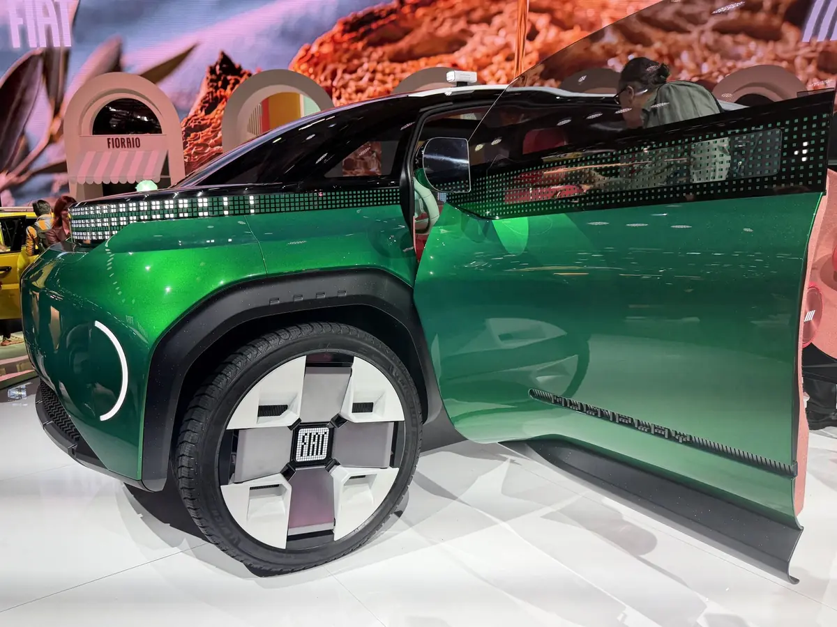 Fiat Multiplay&nbsp;: le monospace 6 places qui devient pick-up le week-end
