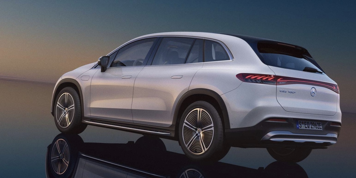 VE : un Mercedes EQS SUV 7 places avec hyperscreen !