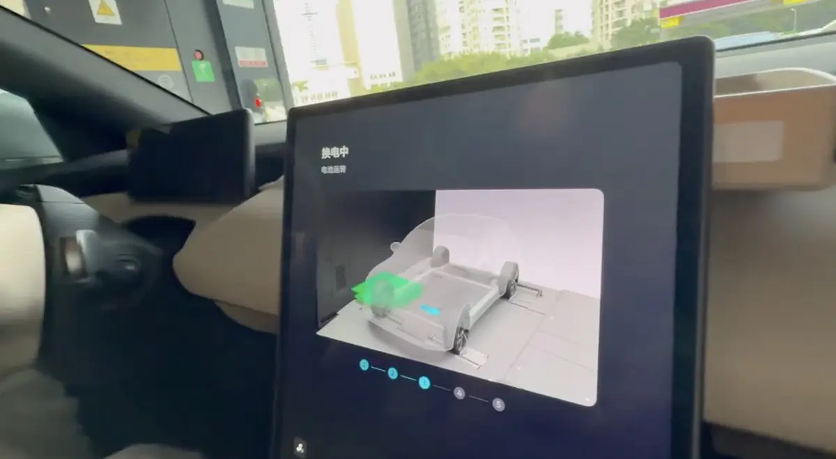 3mn pour charger sa voiture&nbsp;? J'ai test&eacute; le "Swap" de batterie en Chine&nbsp;: finalement, pas si mal&nbsp;?