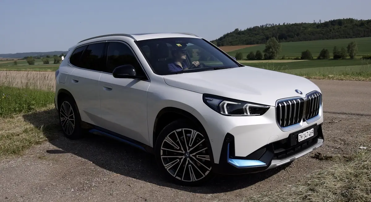 Essai BMW iX1 xDrive 30 : le meilleur SUV compact premium électrique de 2023 ?