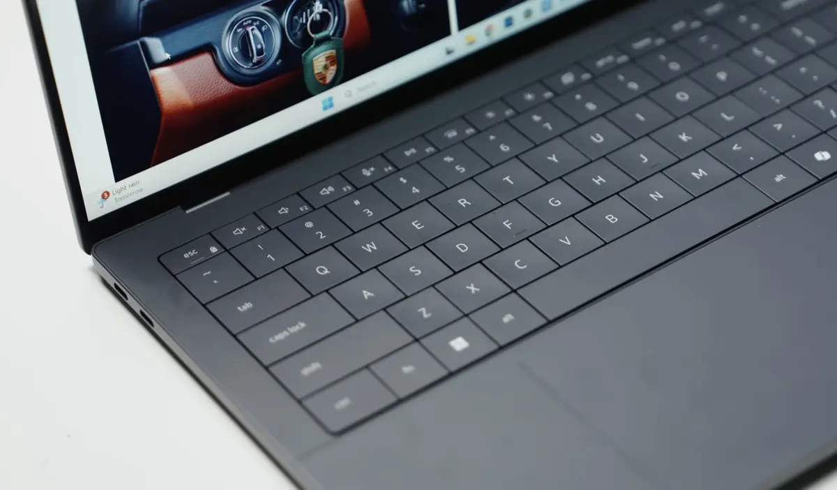 43 heures d'autonomie&nbsp;: le Dell XPS 14 est un chameau face au MacBook Air M5