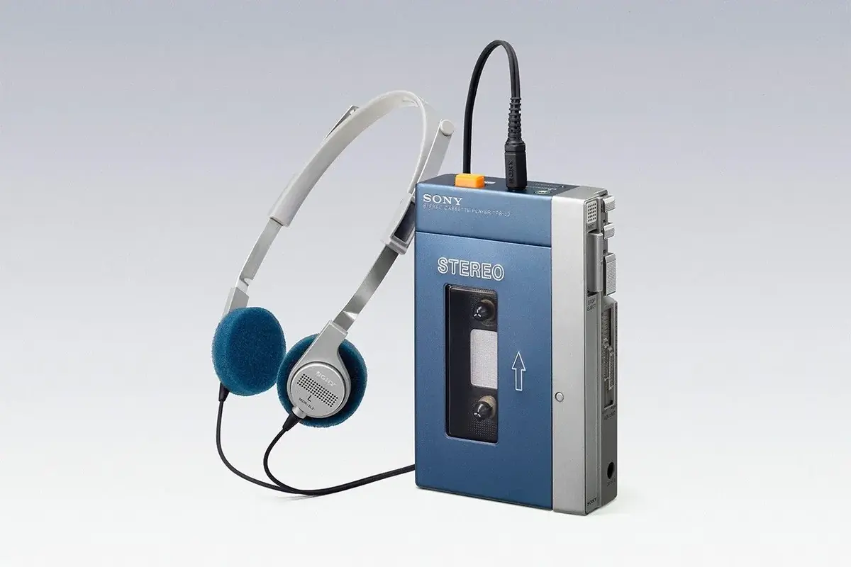 L'iPhone Duo peut se transformer en Walkman des ann&eacute;es 80&nbsp;!