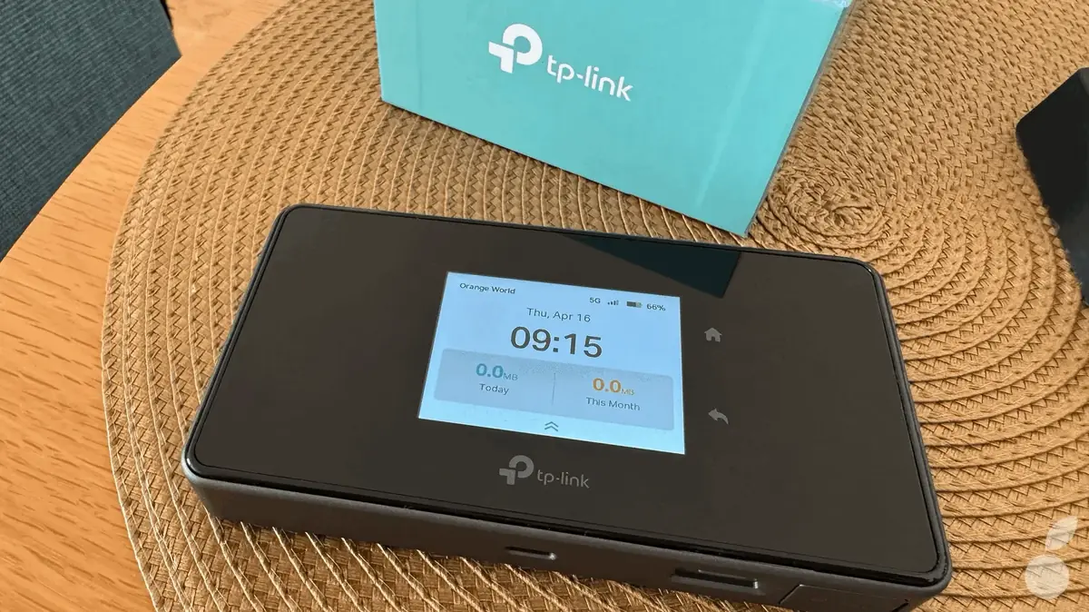 Test du TP-Link M8550&nbsp;: un routeur de poche 5G WiFI 6E pour les pros ou les voyageurs