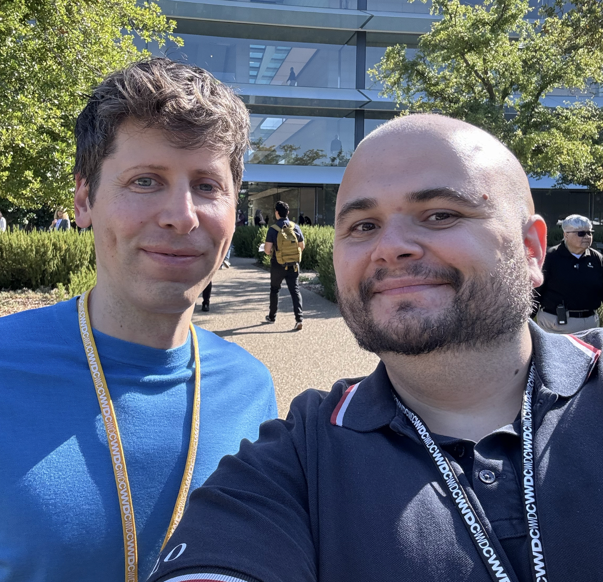 Sam Altman est à la WWDC ! OpenAI/ChatGPT sur iPhone, ça se confirme !