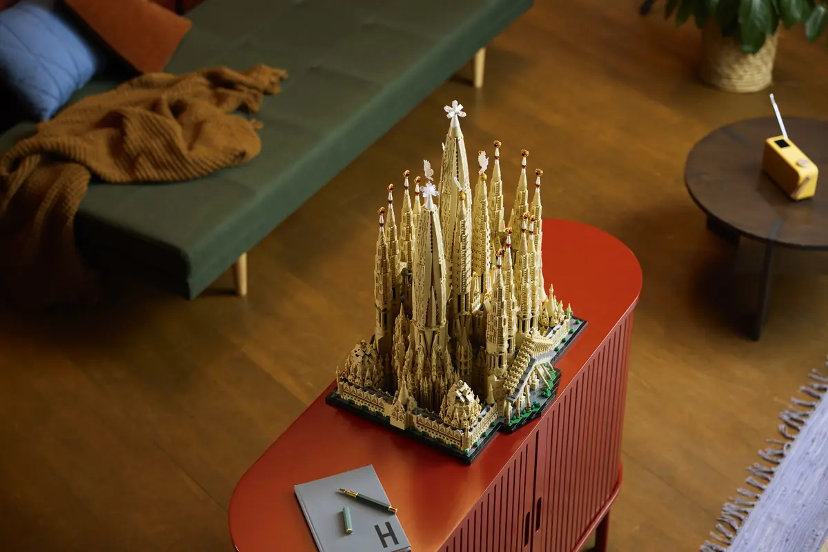 Sagrada Fam&iacute;lia&nbsp;: Lego sort son plus grand set, 12 060 pi&egrave;ces pour 750 euros