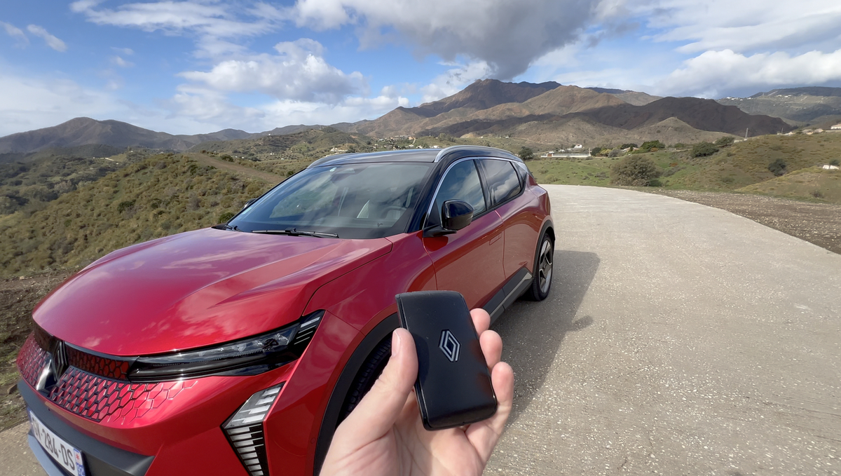 Essai et autonomie du Renault Scenic électrique sur l'autoroute !