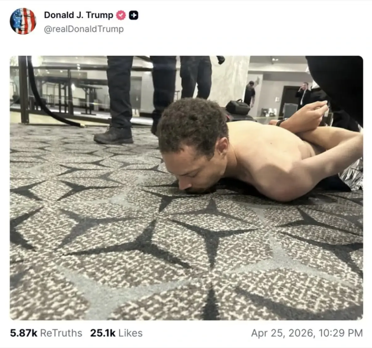 Une publication X de 2023 nommait le tireur visant Trump, mais comment c'est possible&nbsp;?