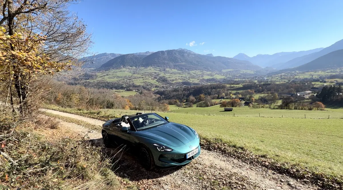 Essai MG Cyberster Propulsion&nbsp;: un cabrio de 340 ch avec 0 malus et 100% fun&nbsp;!
