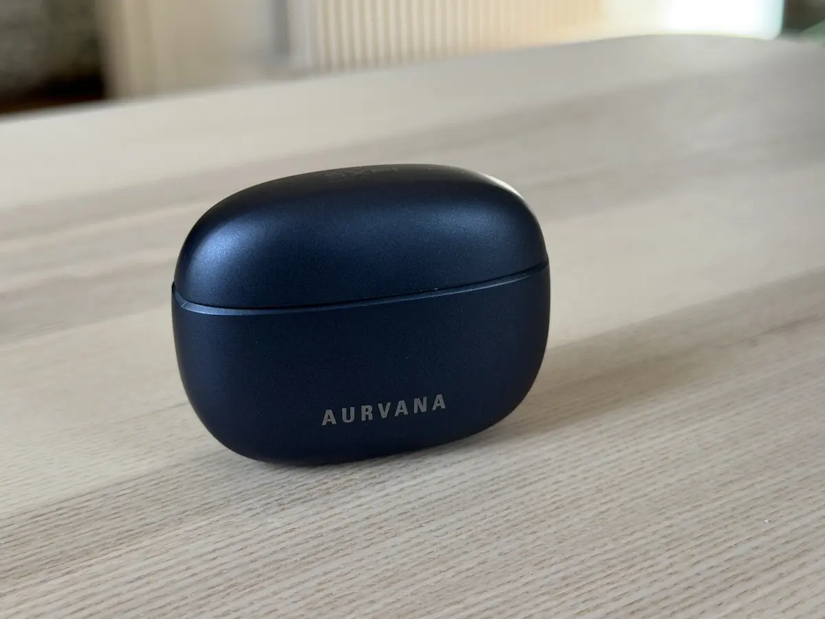 Très léger, le boitier des Aurvana ne sonne pas très premium