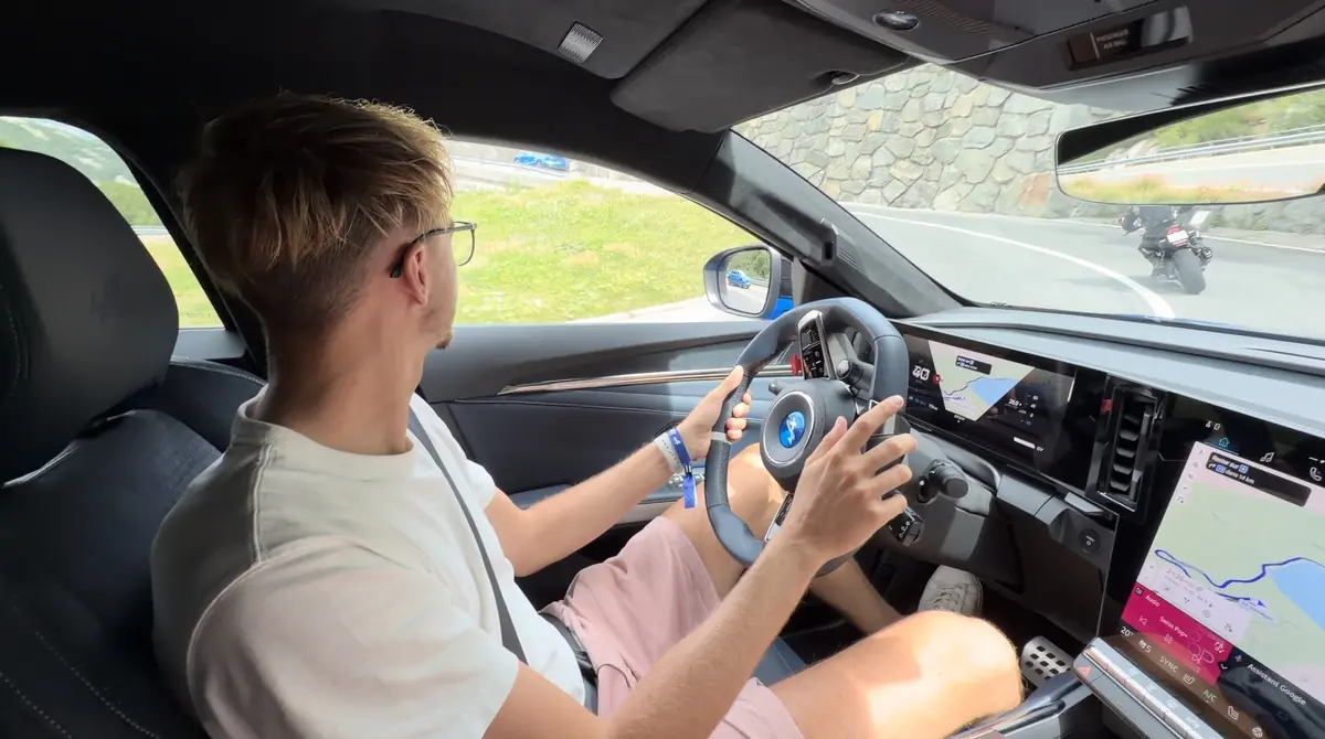 Mon premier trajet en Alpine A390 GT (vid&eacute;o avec Simplement Julien)