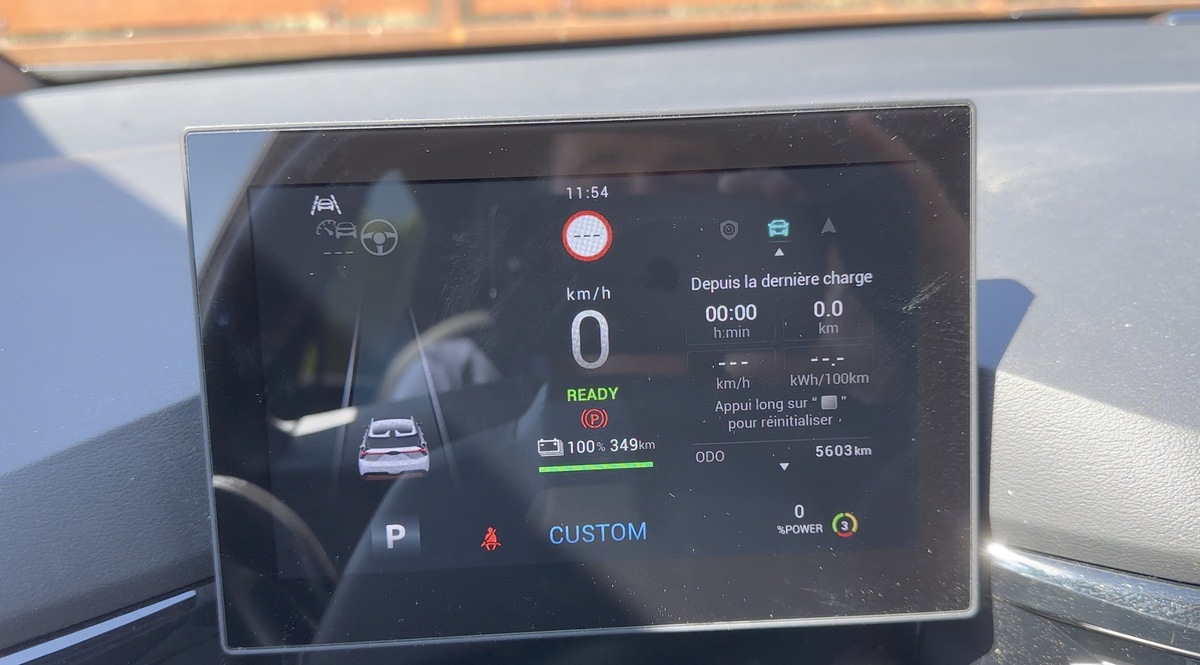 Essai MG4 Luxury : prix, autonomie, recharge... la meilleure voiture électrique abordable de 2023 ?